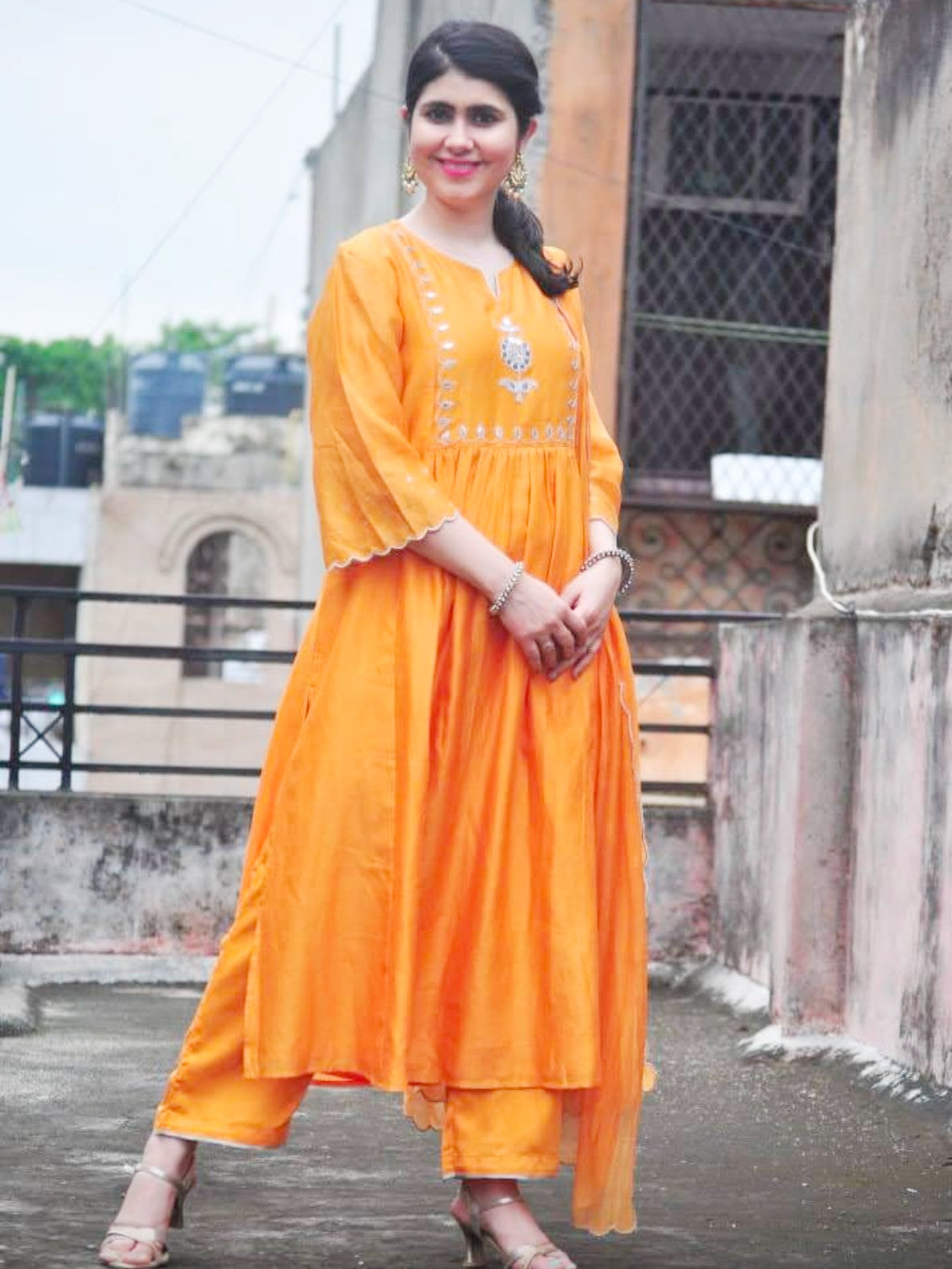 Surajmukhi chanderi hand embroidered gota work kurta