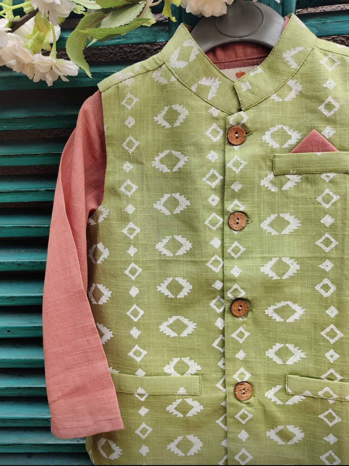 Salmon cotton slub kids kurta with green handblock printed jacket set