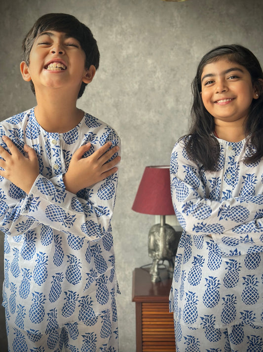 Blue pineapple print kids loungewear set