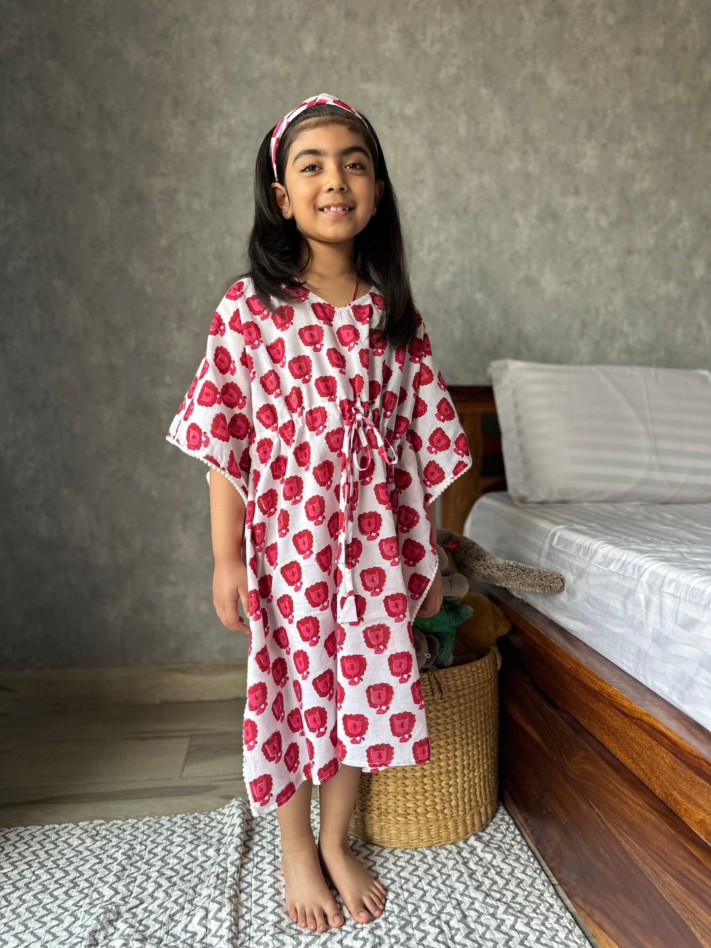 Red little sheru print kids kaftan