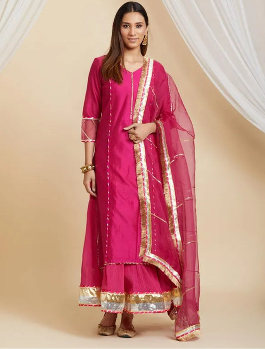 Gulabi chanderi kurta lehenga set