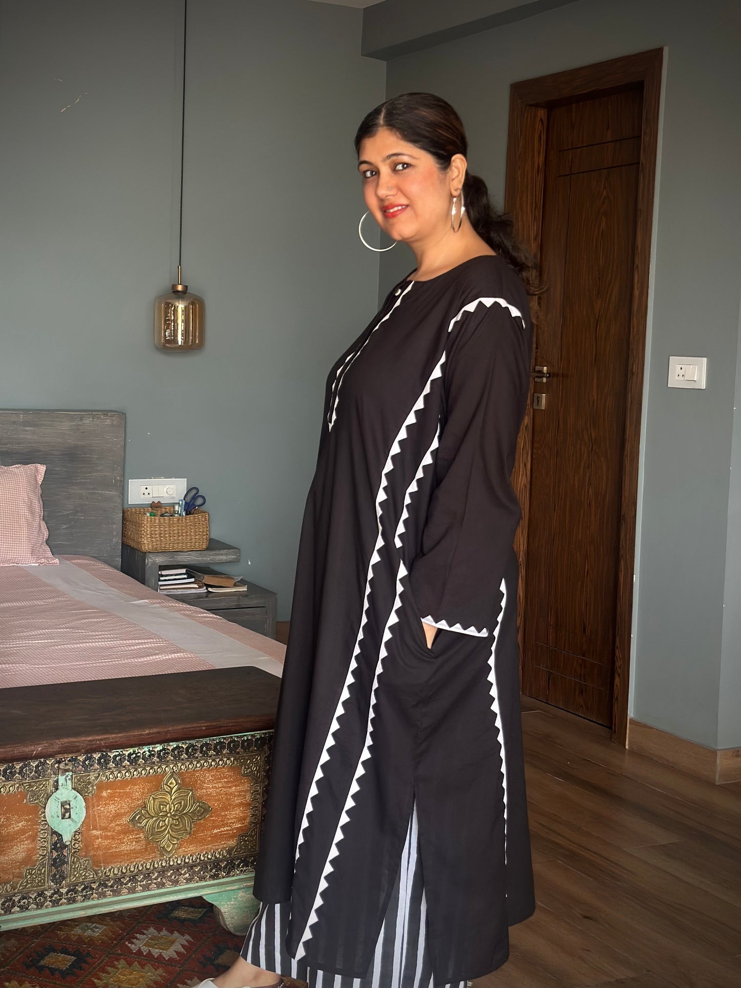 Siyah kalidar kurta with hand appliqué work