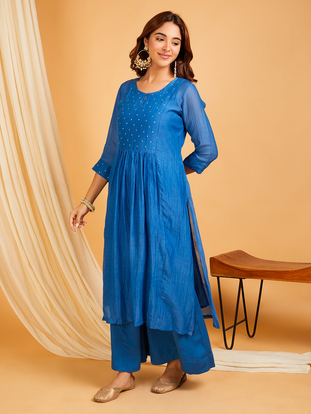 Blue mul chanderi hand embroidered women's kurta set